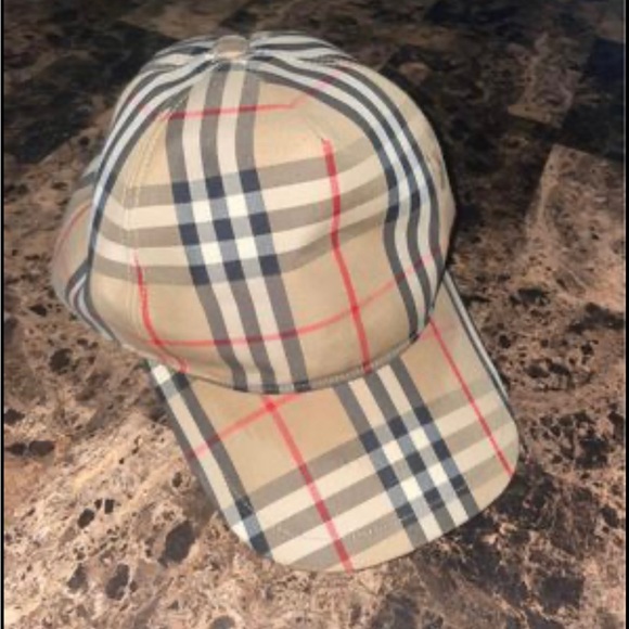 Burberry hat - Picture 2 of 4